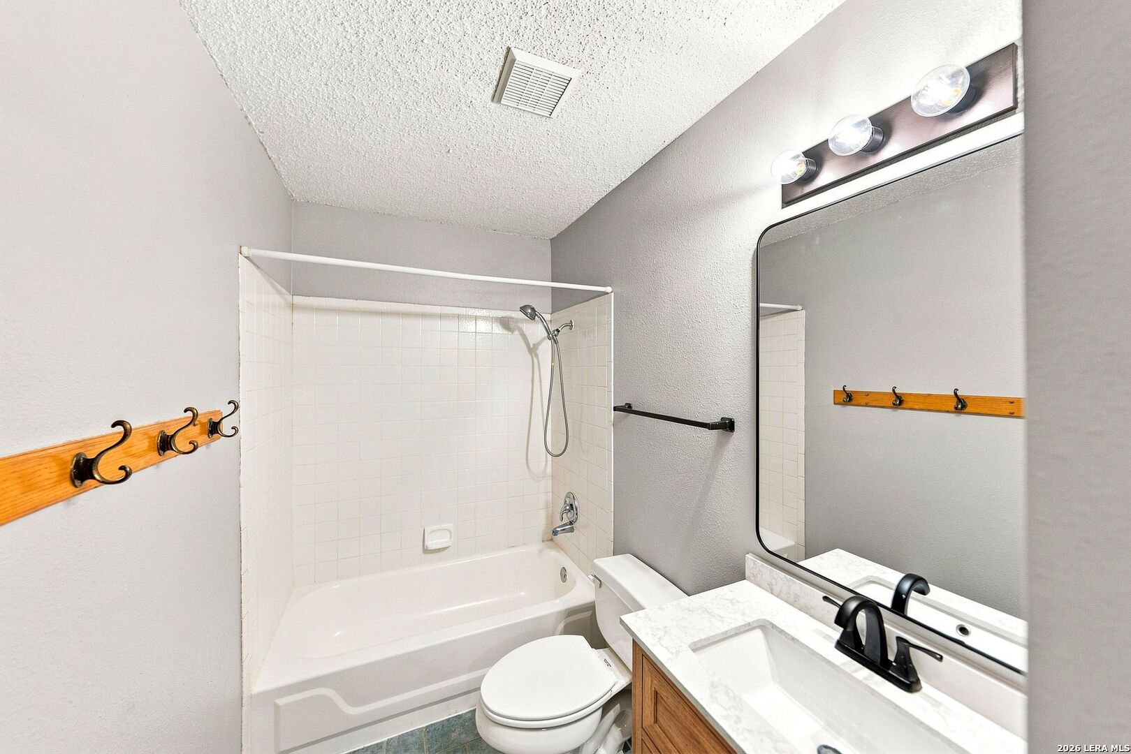 11739 Bridge Hampton San Antonio TX 78251