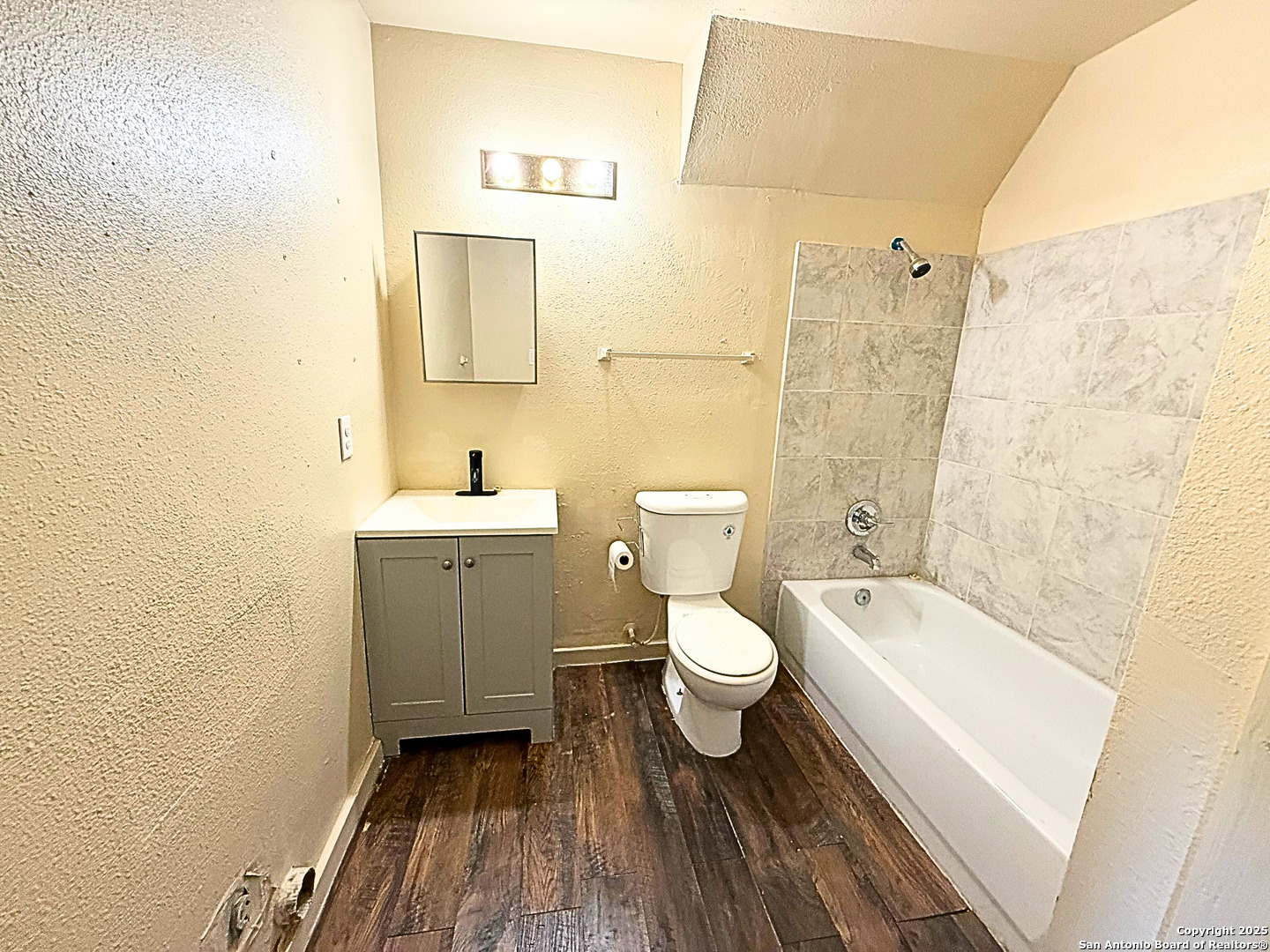 227 Landa Avenue San Antonio TX 78237