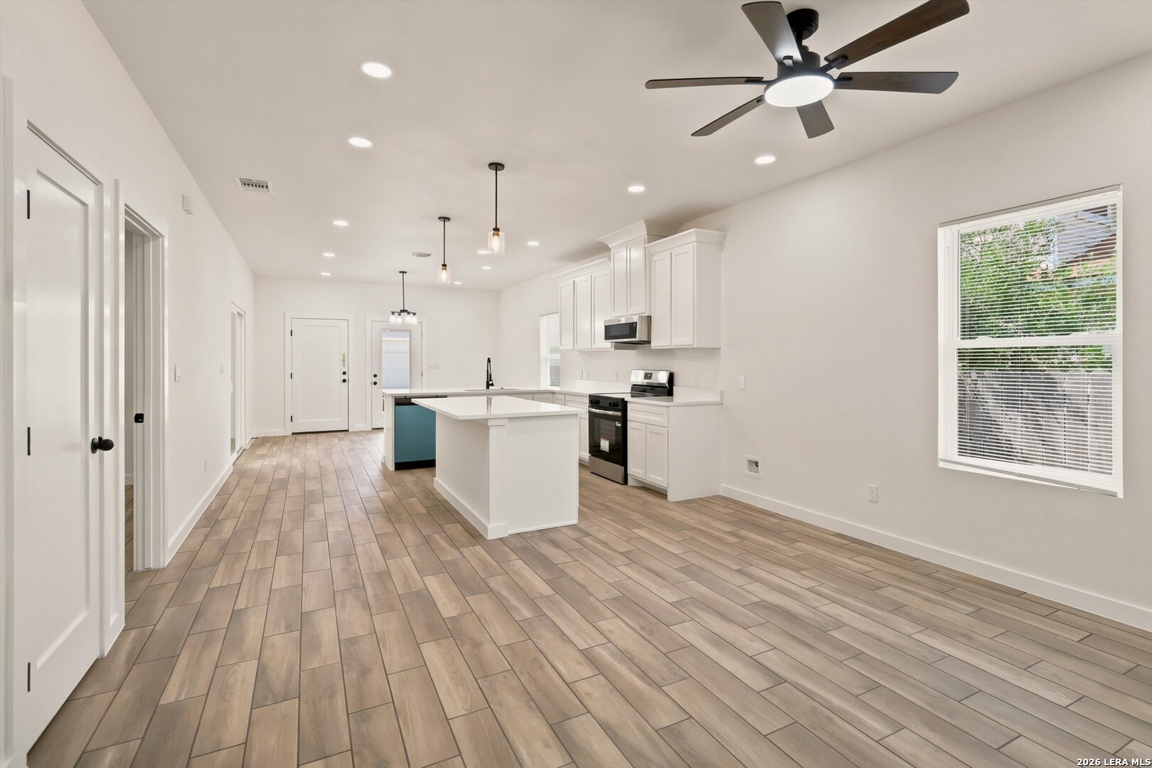 133 Lark Hill Road Floresville TX 78114