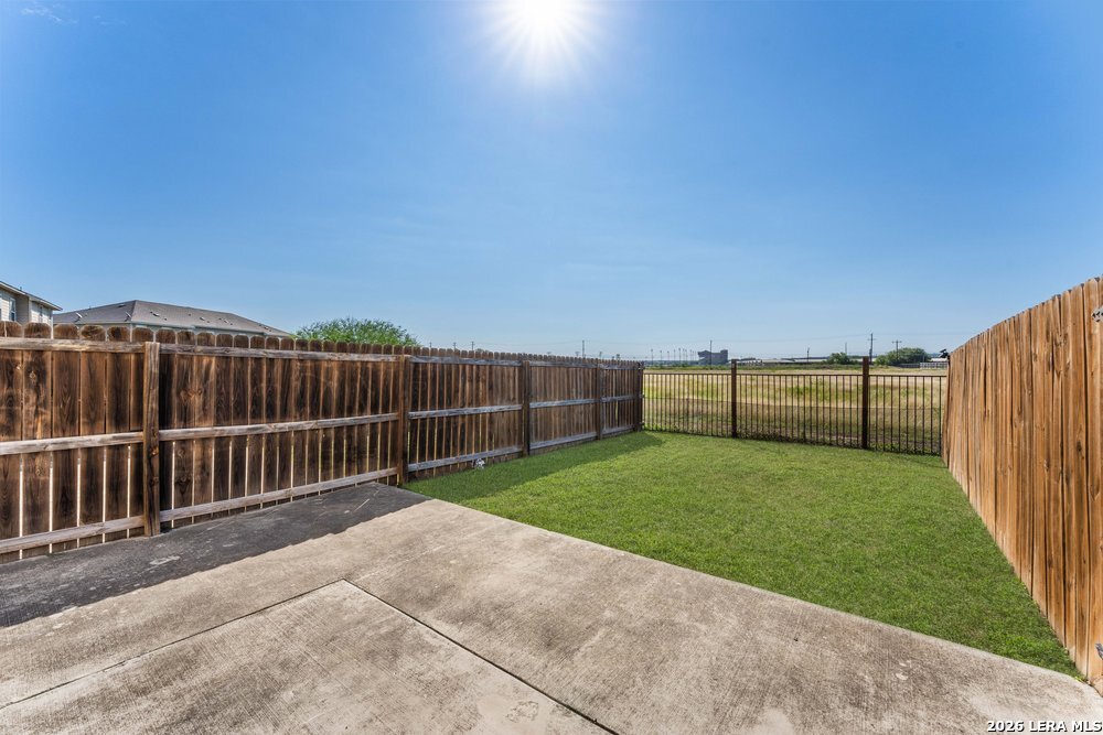 16715 Jupiter Haven Selma TX 78154