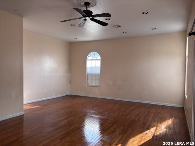 2710 W Craig Place San Antonio TX 78228