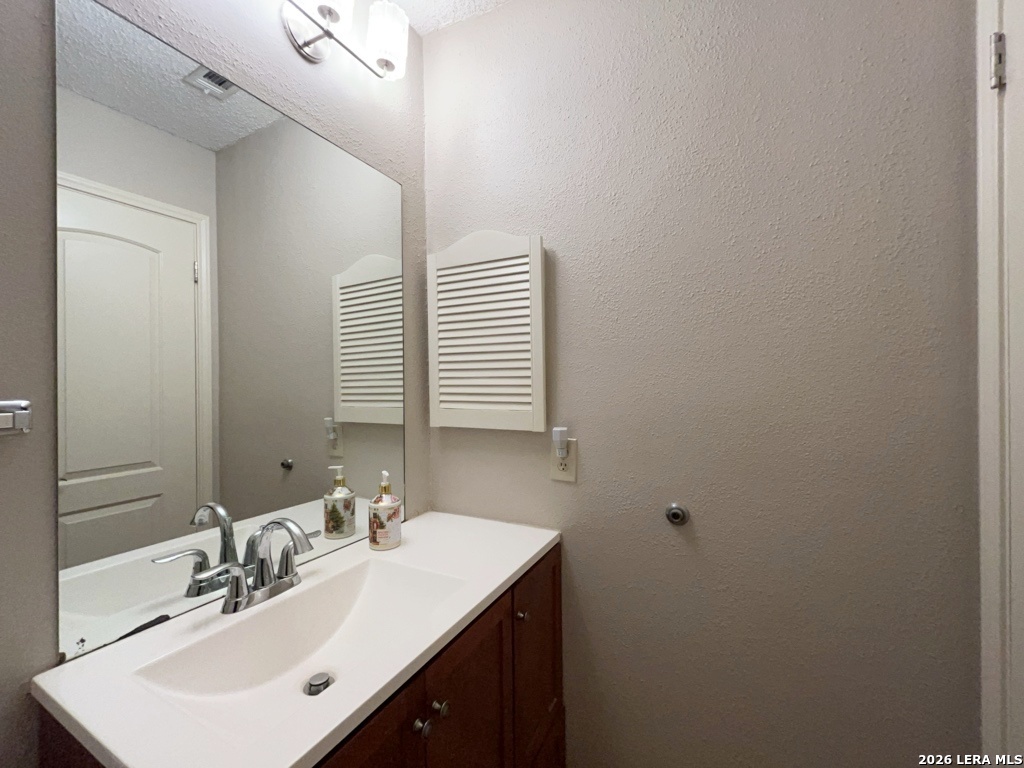 13915 Laurel Hollow Drive San Antonio TX 78232