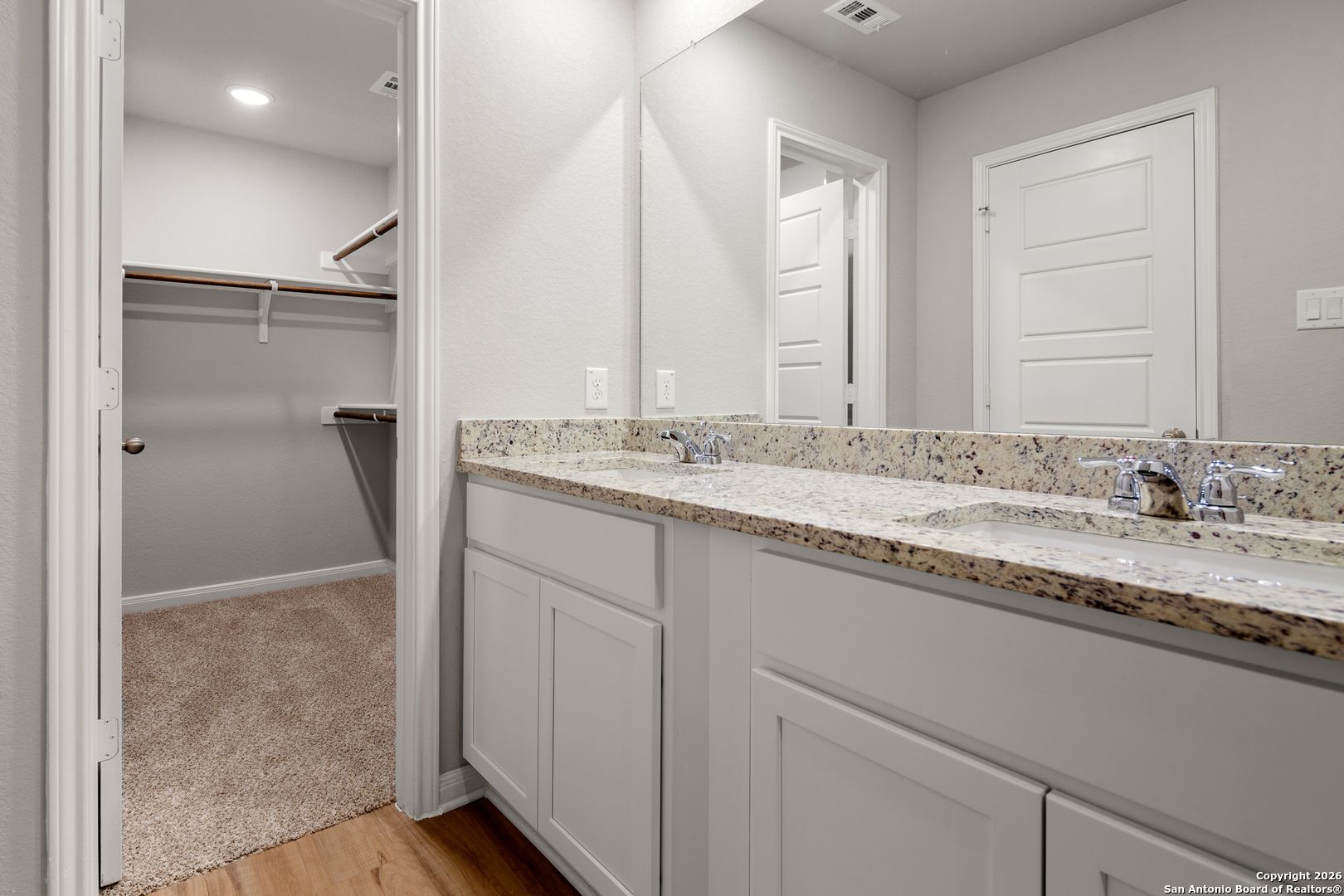 3937 Abbott Pass St Hedwig TX 78152