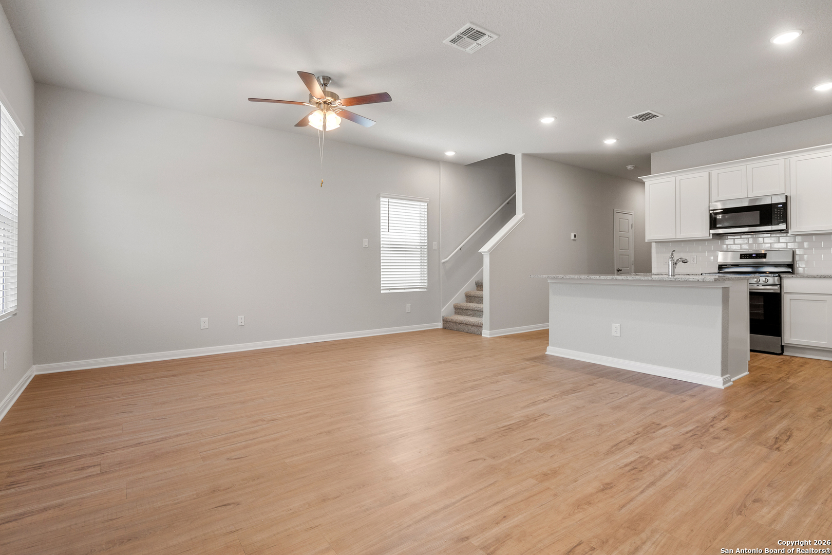 3937 Abbott Pass St Hedwig TX 78152