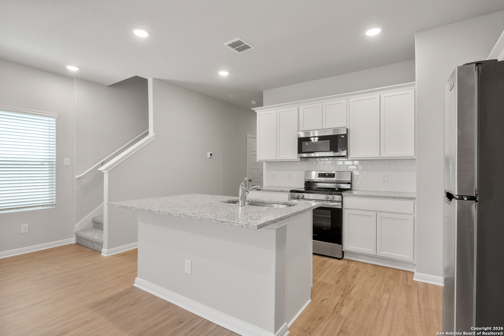 3937 Abbott Pass St Hedwig TX 78152