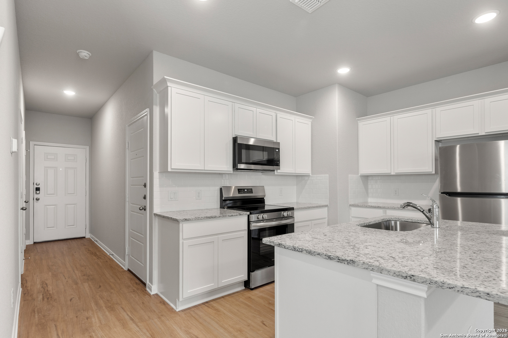 3937 Abbott Pass St Hedwig TX 78152