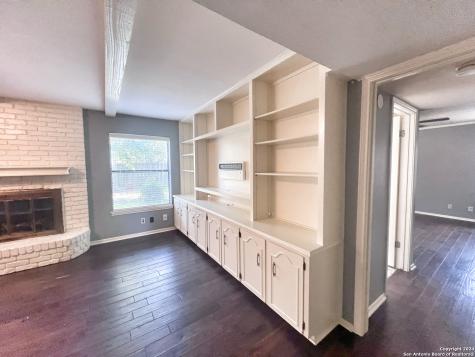 1438 Plumeria Street San Antonio TX 78232