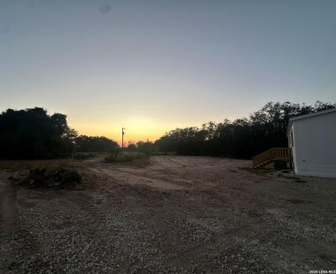 5161 Cr302 Floresville TX 78114