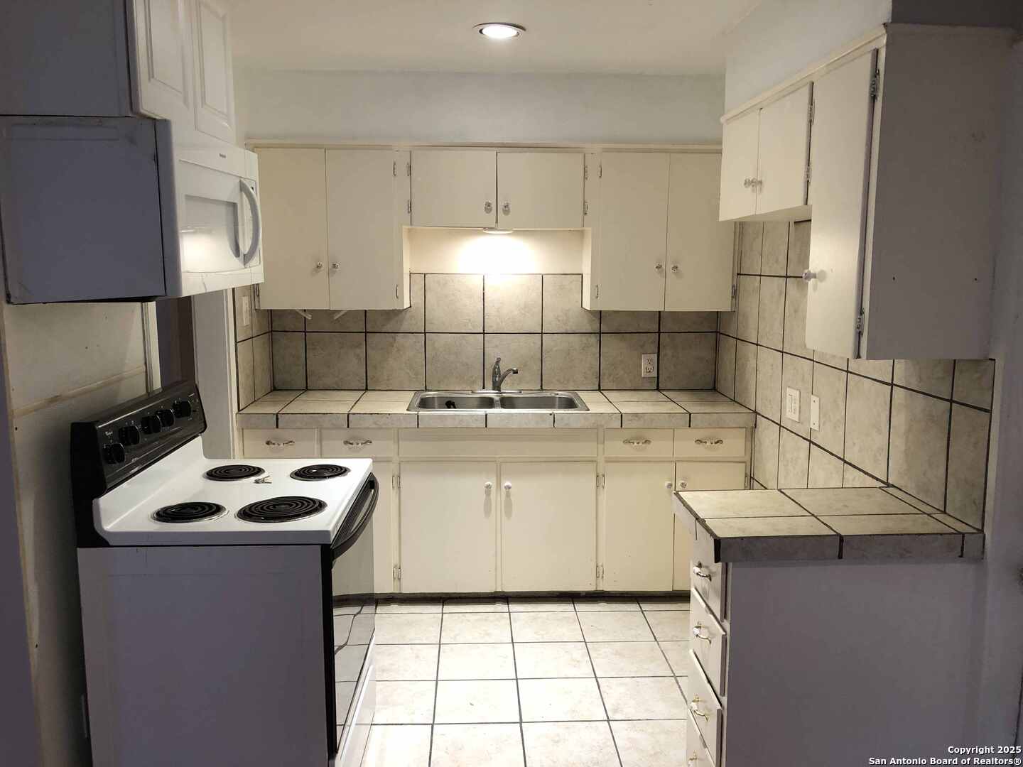 434 Rexford Drive San Antonio TX 78216