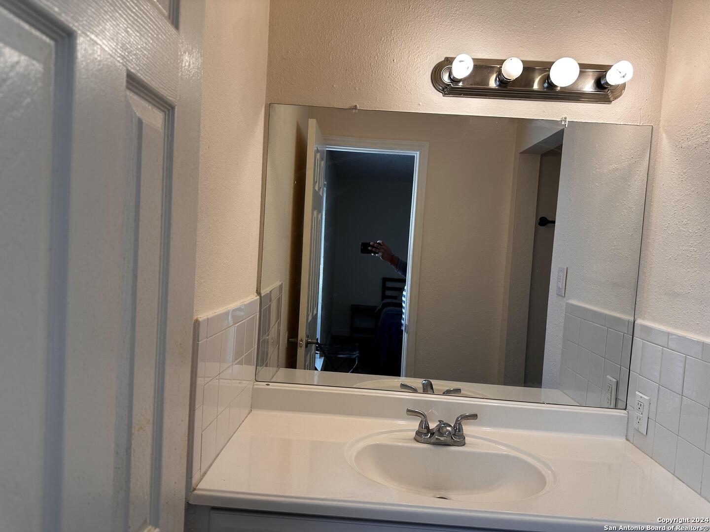 7322 Oak Manor Drive San Antonio TX 78229