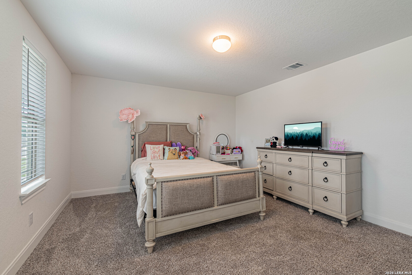 109 Willow Oak Trail Floresville TX 78114