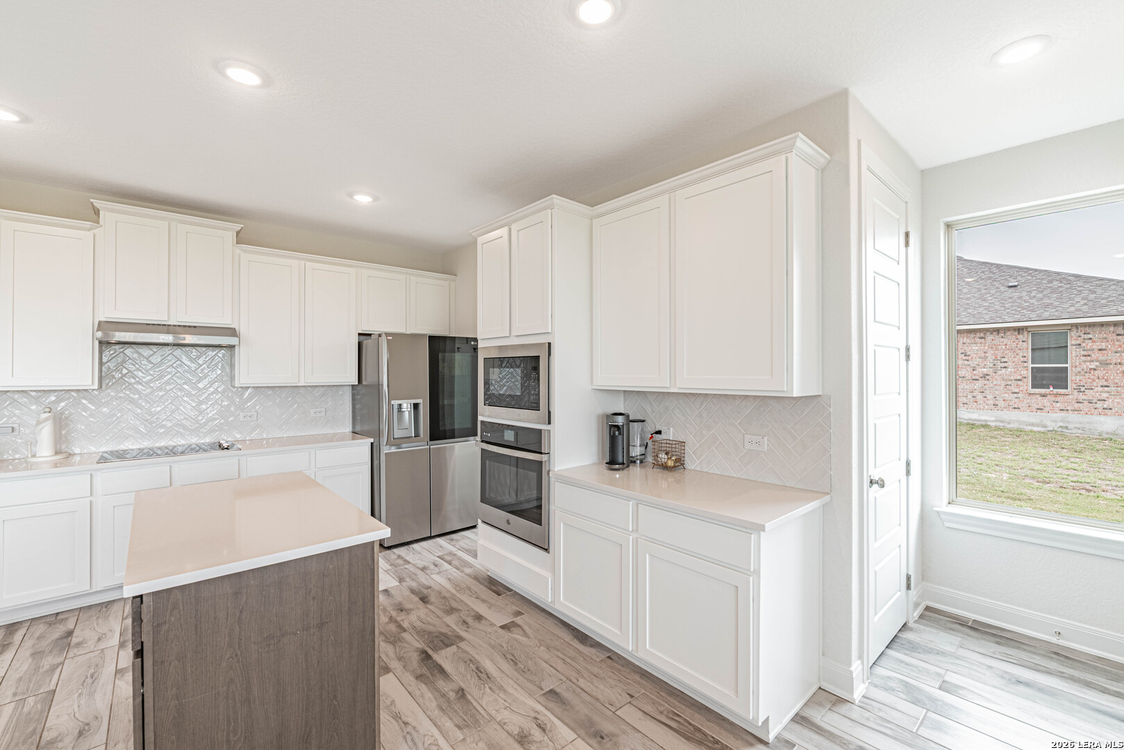 109 Willow Oak Trail Floresville TX 78114
