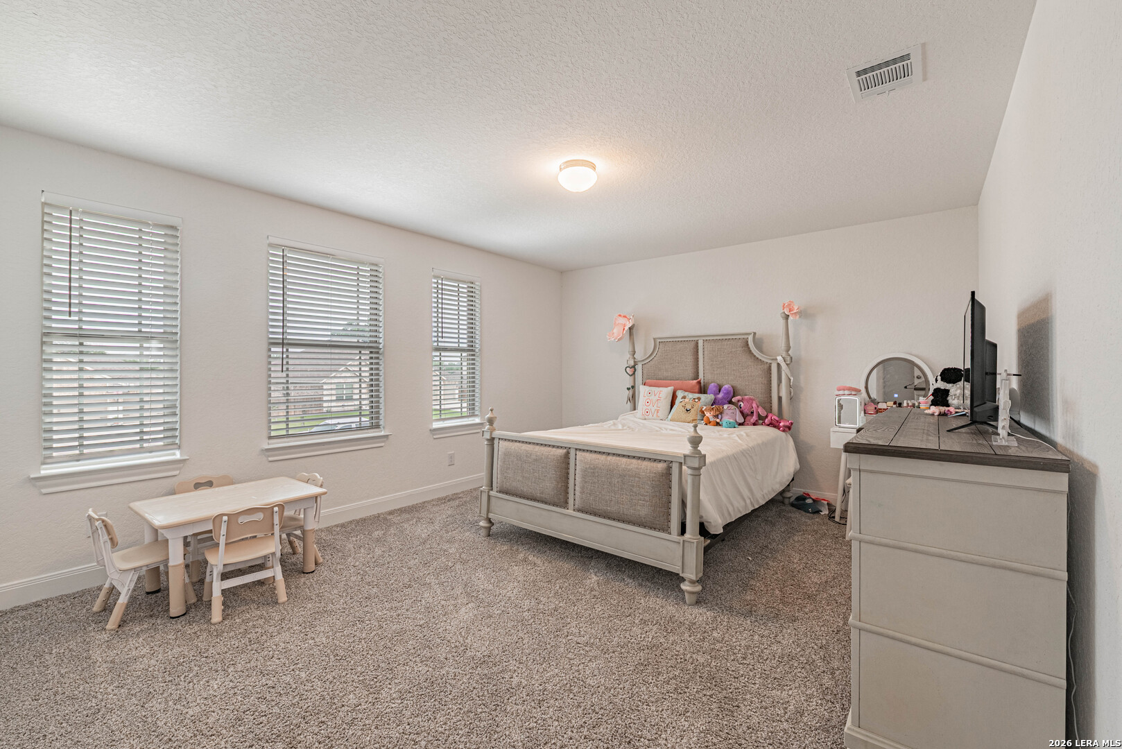 109 Willow Oak Trail Floresville TX 78114