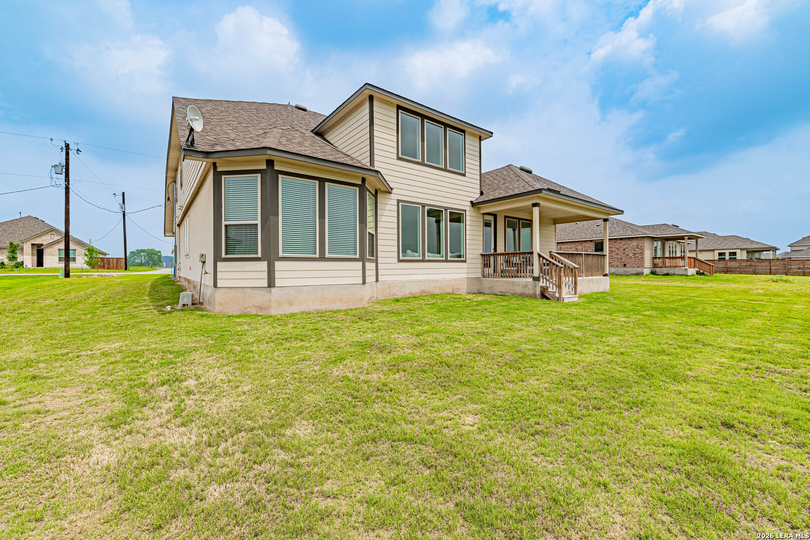 109 Willow Oak Trail Floresville TX 78114