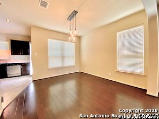 7106 Sunny Day San Antonio TX 78240