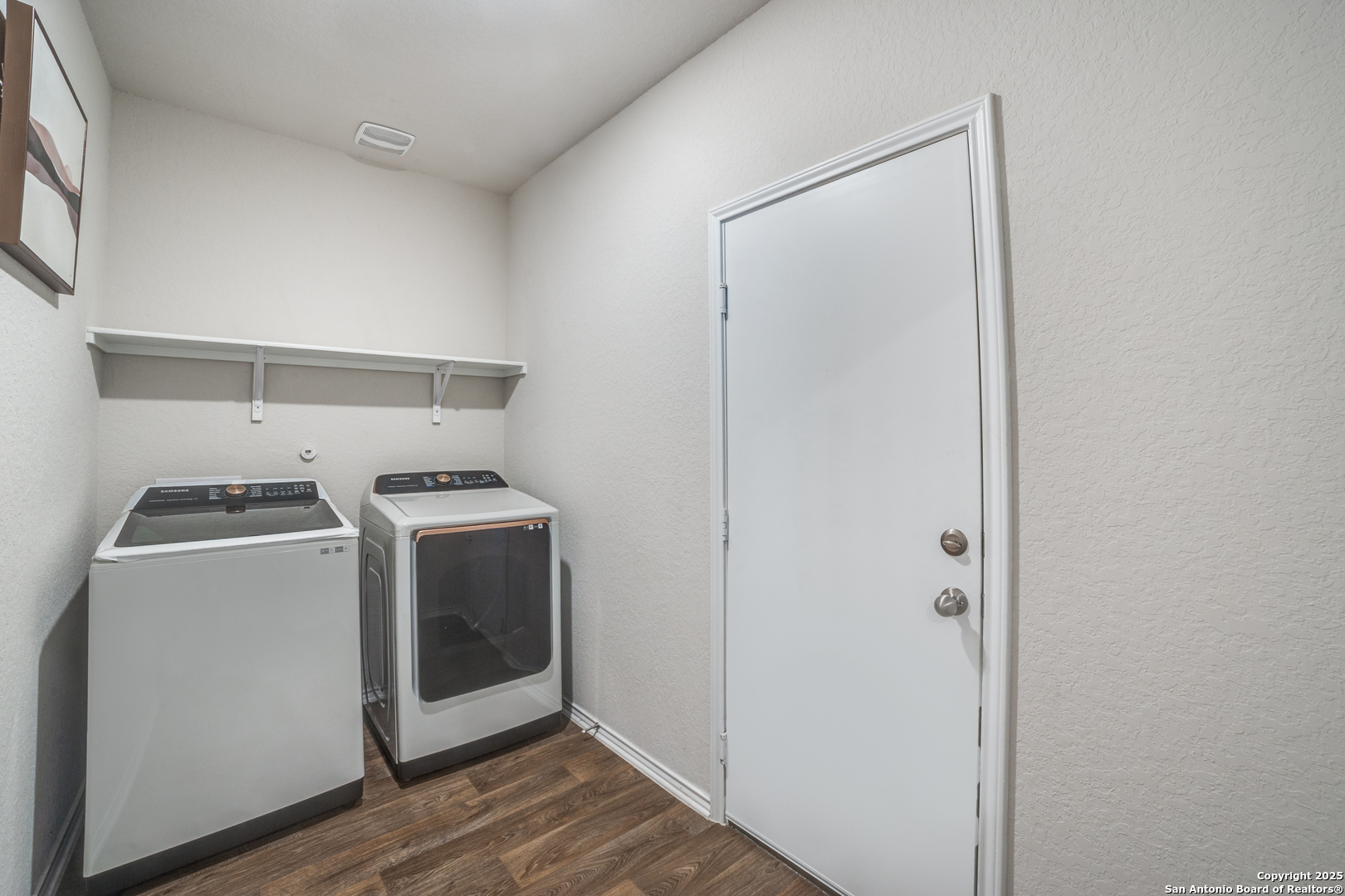 4523 Felsite Avenue San Antonio TX 78253