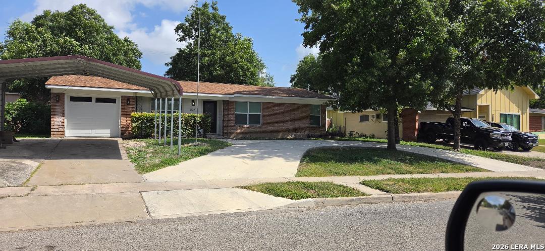 207 E Crestline San Antonio TX 78201