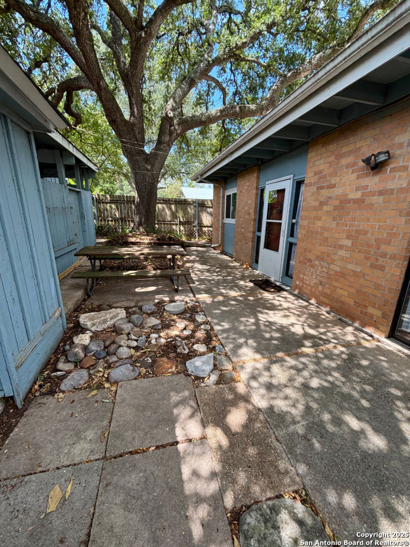 469 Pike Road San Antonio TX 78209