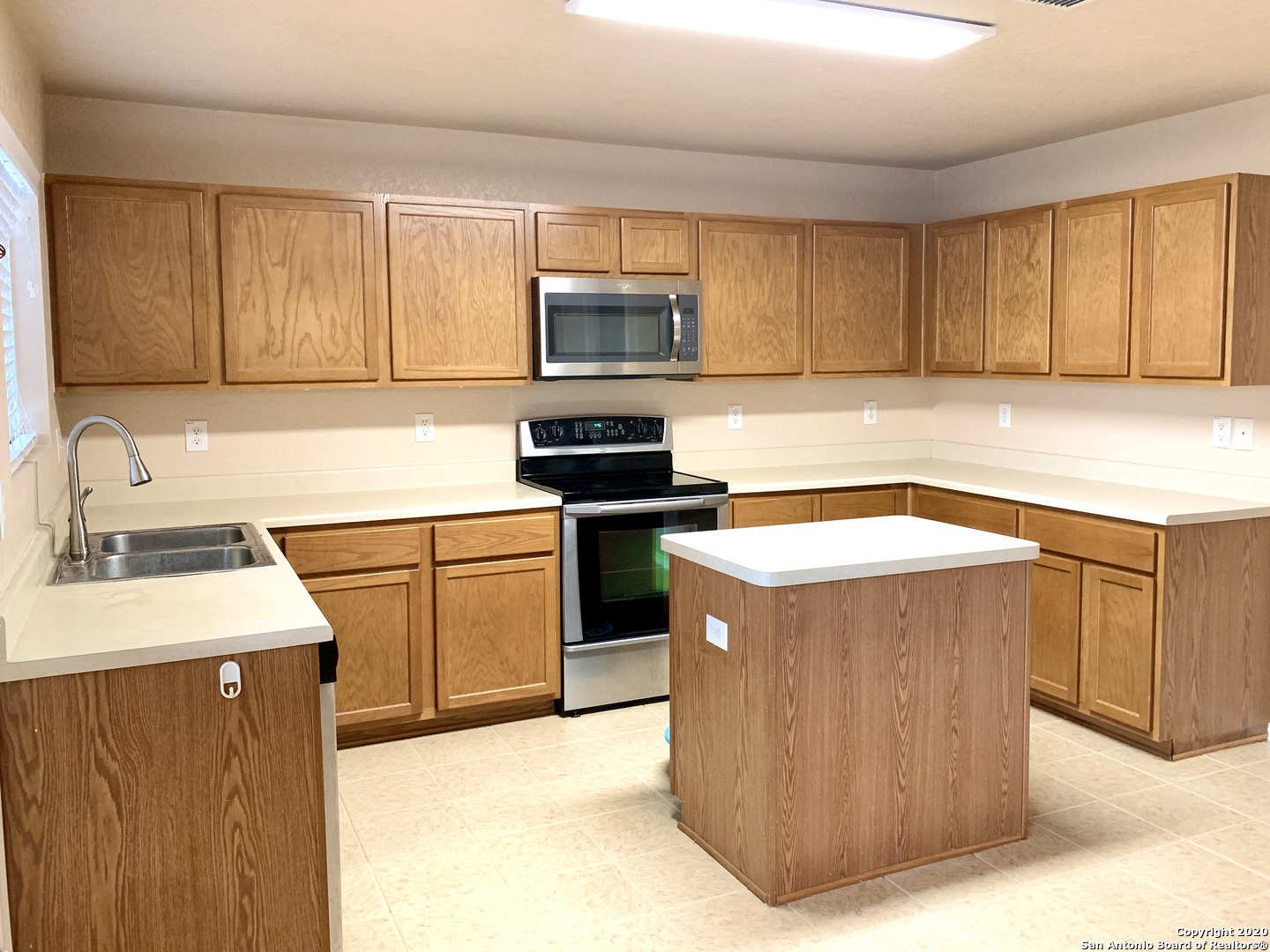 5819 Trent Ranch San Antonio TX 78249