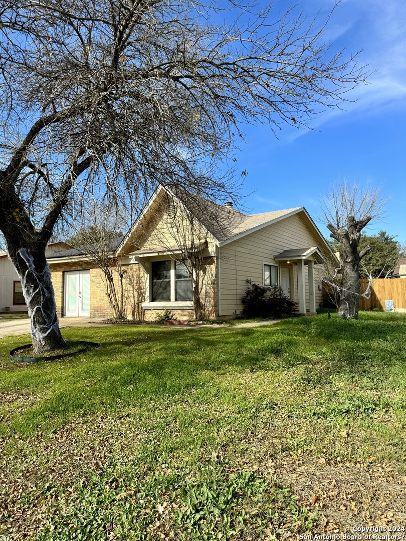 9115 Valley Bend San Antonio TX 78250
