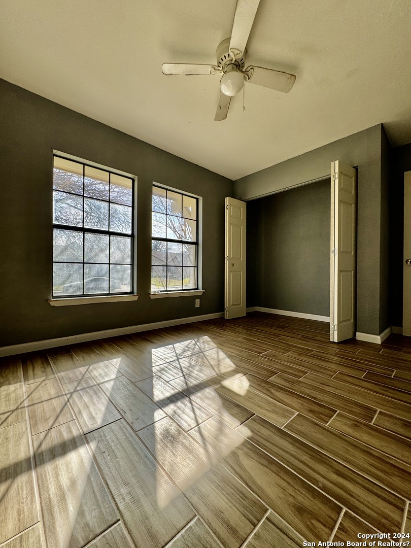 9115 Valley Bend San Antonio TX 78250