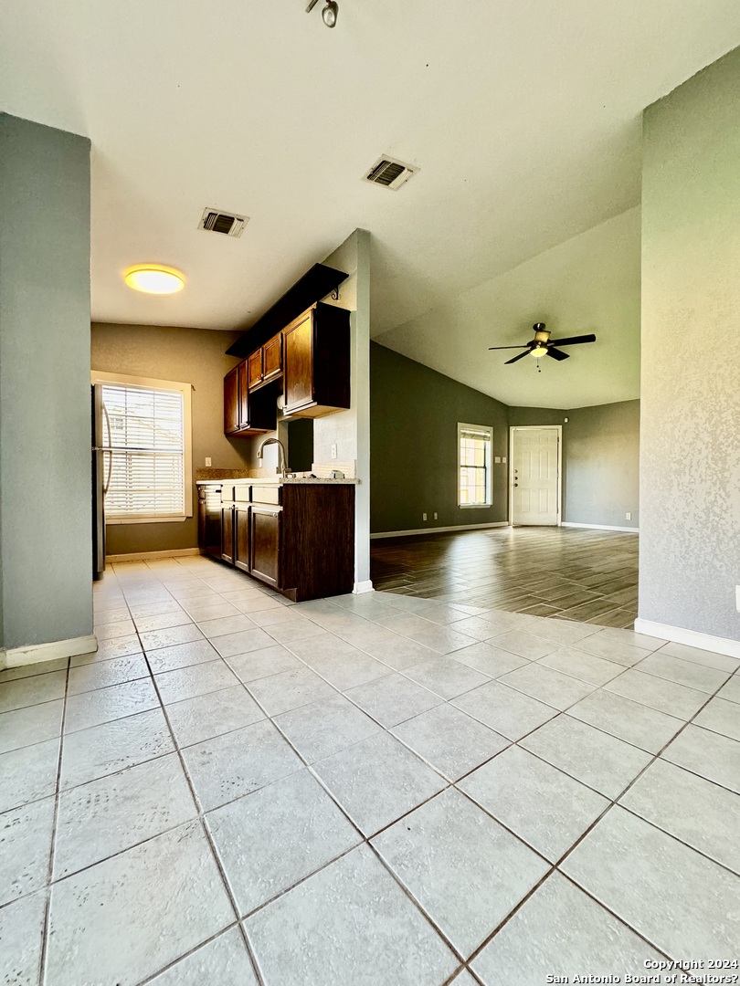 9115 Valley Bend San Antonio TX 78250