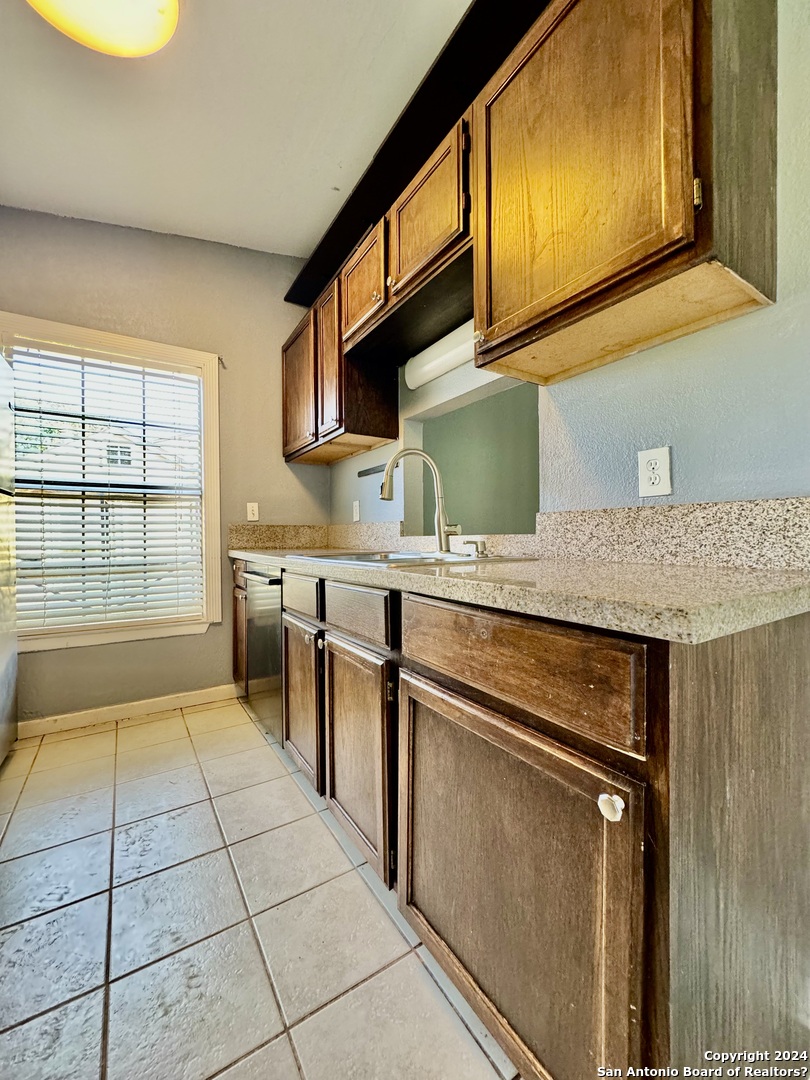 9115 Valley Bend San Antonio TX 78250