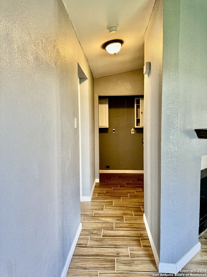 9115 Valley Bend San Antonio TX 78250