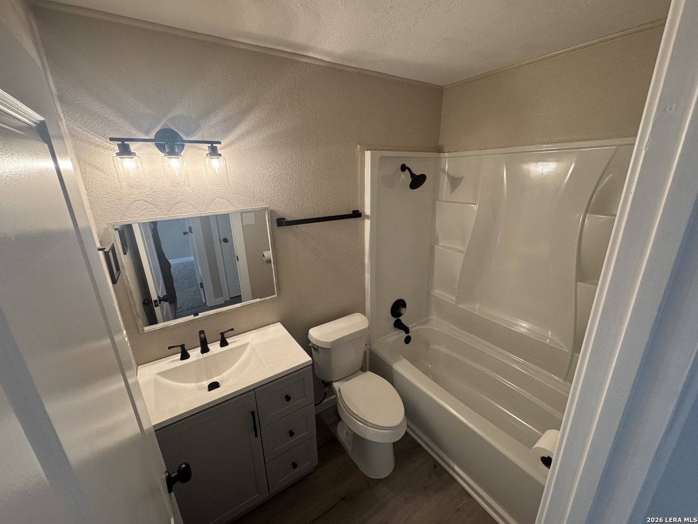 101 Avenue G Converse TX 78109