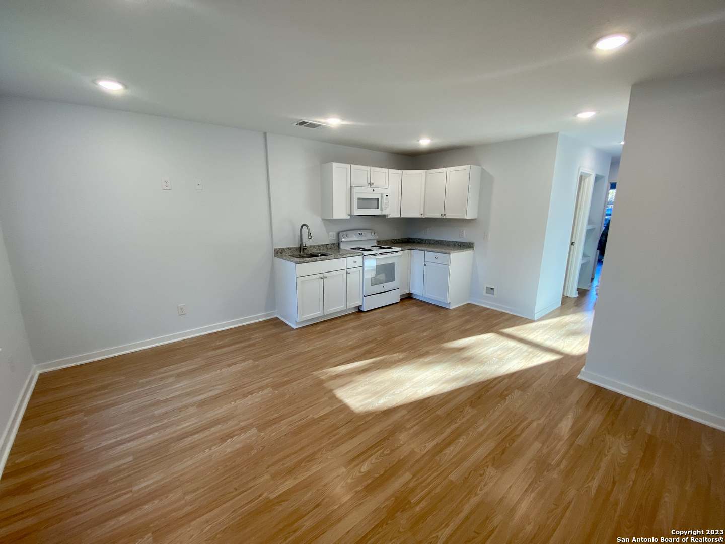 1632 S Hamilton Street San Antonio TX 78207
