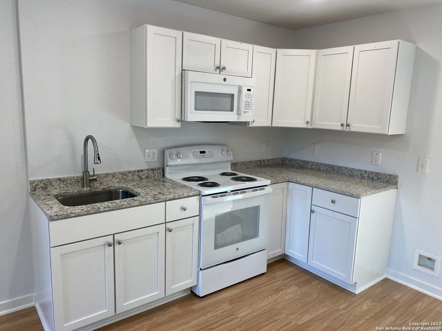 1632 S Hamilton Street San Antonio TX 78207
