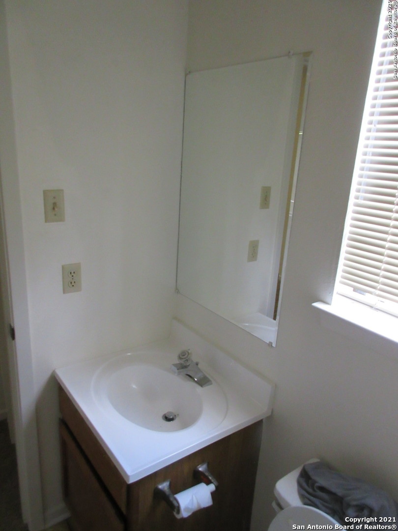 502 Green Meadow Boulevard San Antonio TX 78213