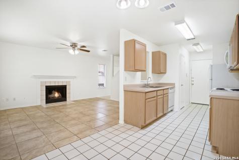6054 Bantry Bay San Antonio TX 78240