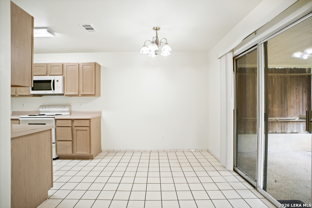 6054 Bantry Bay San Antonio TX 78240