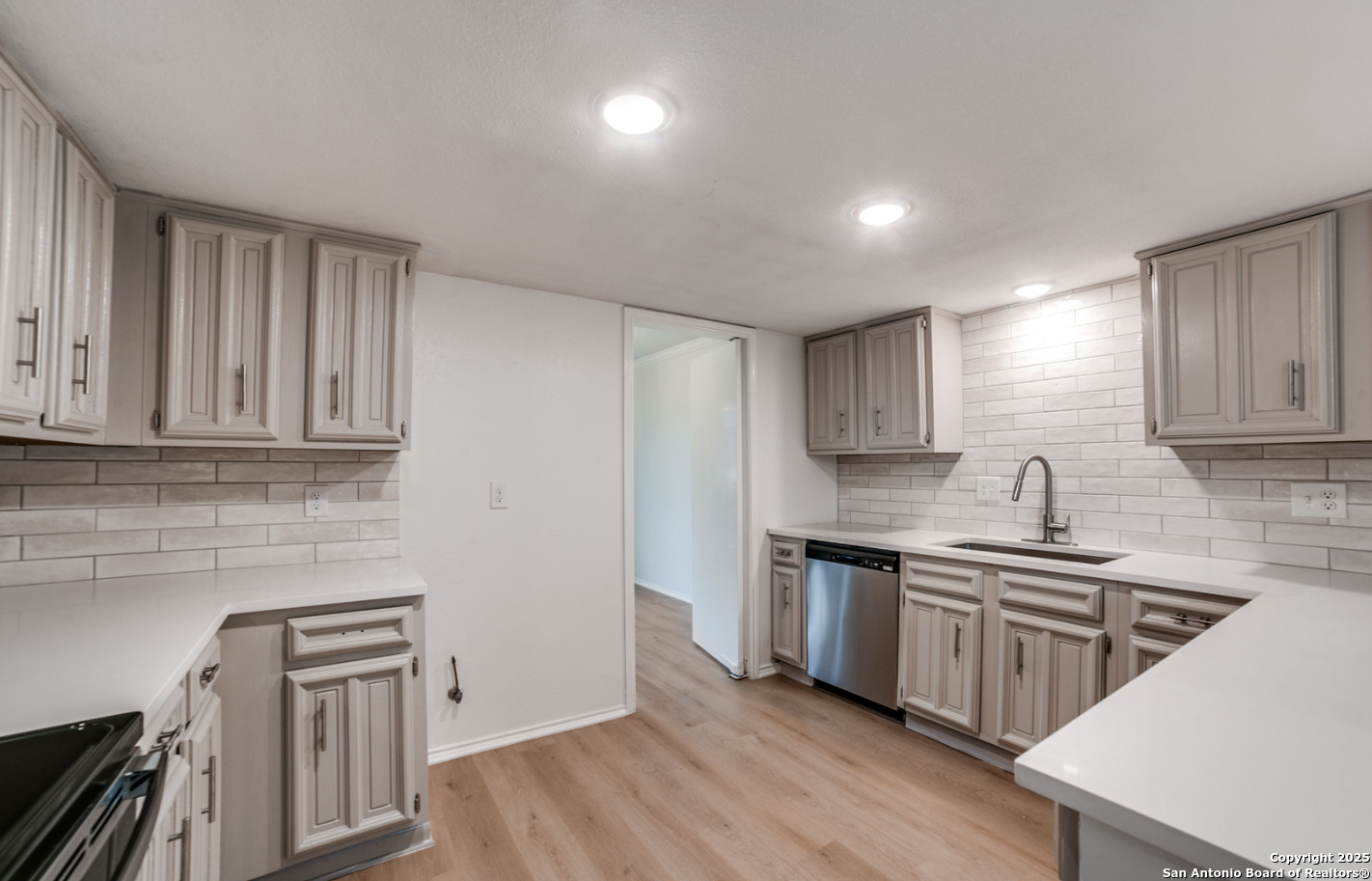 3418 Wimbledon Schertz TX 78108