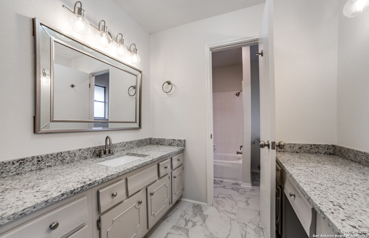 3418 Wimbledon Schertz TX 78108