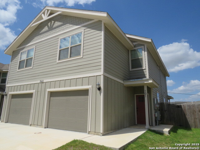 7522 Astro Field San Antonio TX 78253