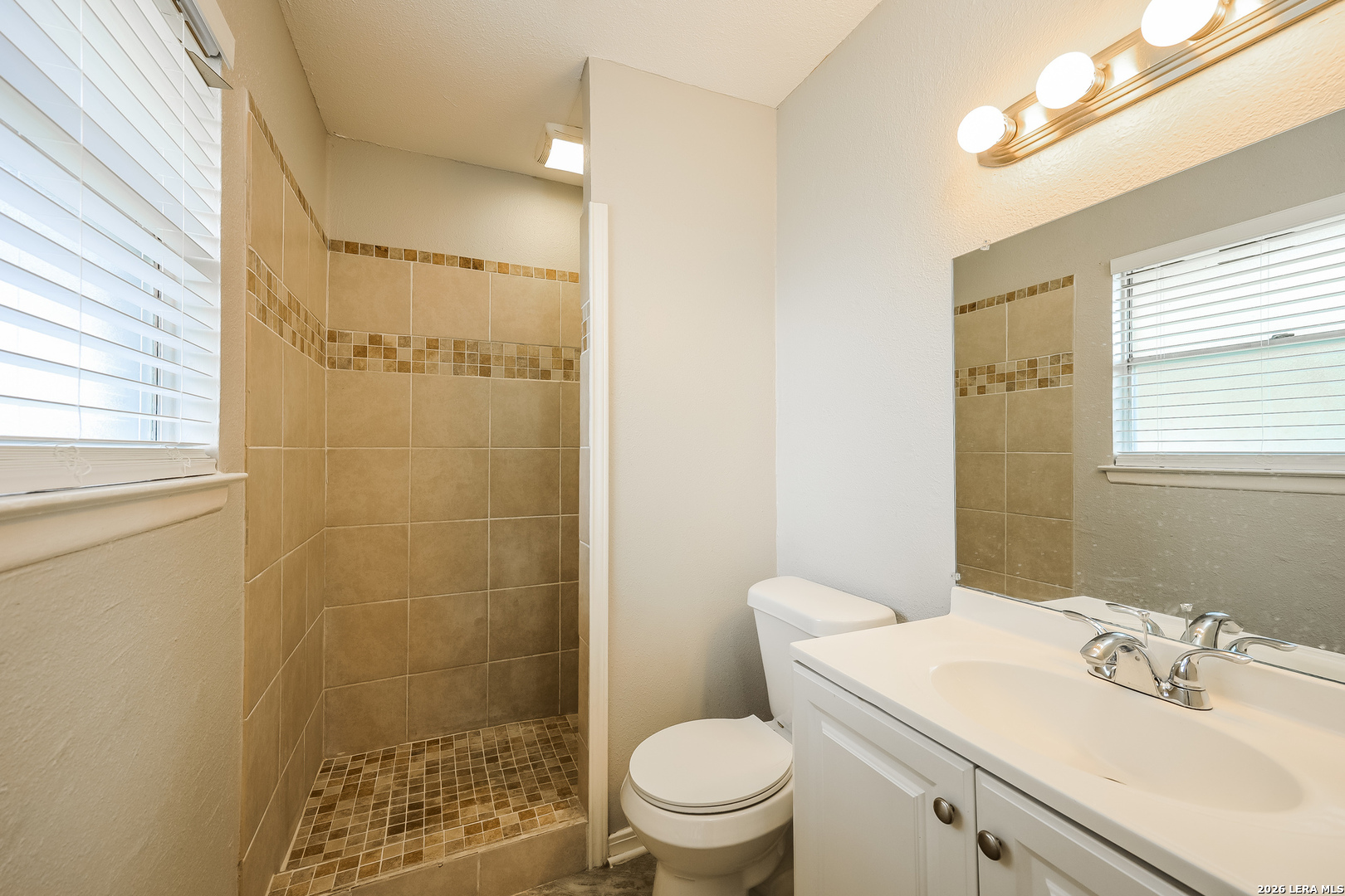 1802 Wilsons Creek San Antonio TX 78245