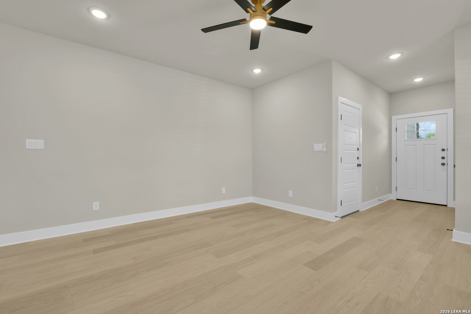 822 Empire San Antonio TX 78209