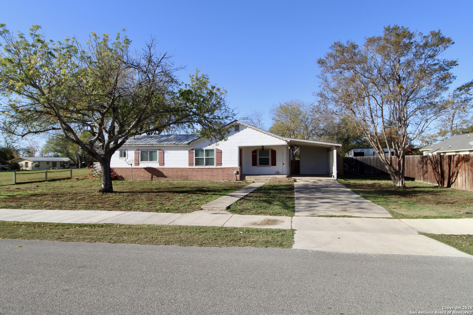 15331 Cottage Lytle TX 78052