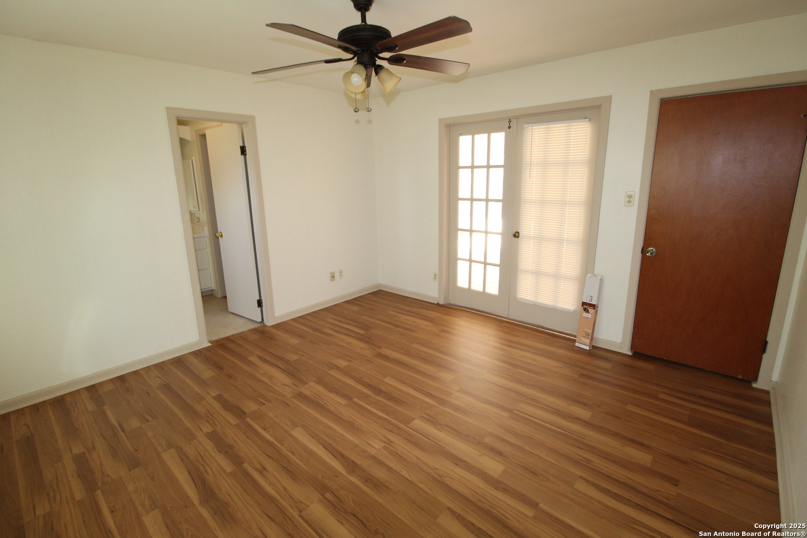 15331 Cottage Lytle TX 78052