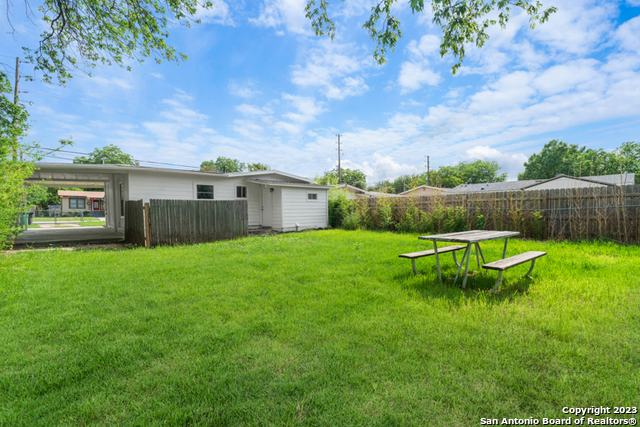 407 Lovera Boulevard San Antonio TX 78212