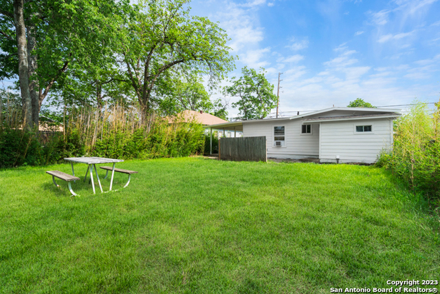 407 Lovera Boulevard San Antonio TX 78212