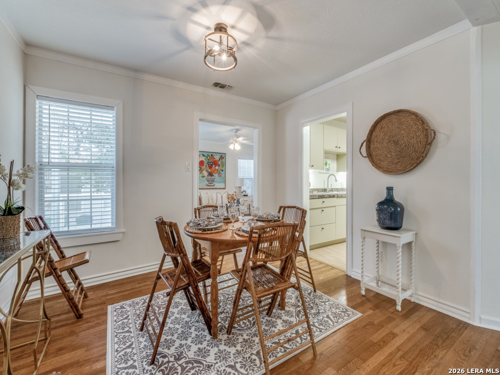 525 Abiso Avenue Alamo Heights TX 78209