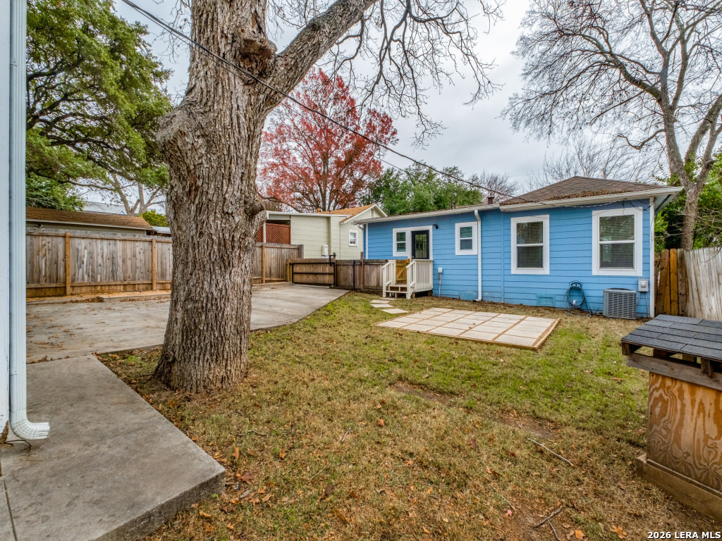 525 Abiso Avenue Alamo Heights TX 78209