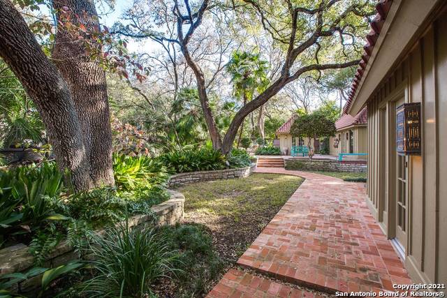 6801 West Avenue Castle Hills TX 78213