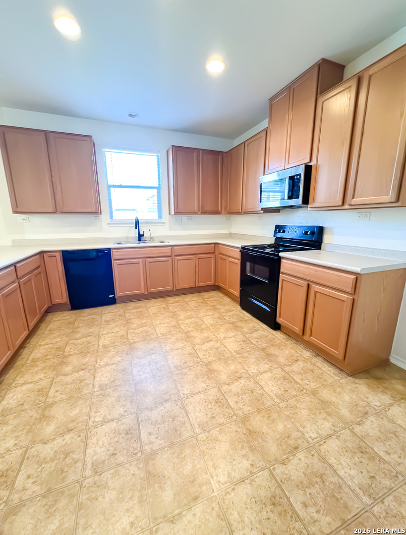 9927 Tampke Falls San Antonio TX 78245