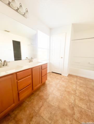 9927 Tampke Falls San Antonio TX 78245