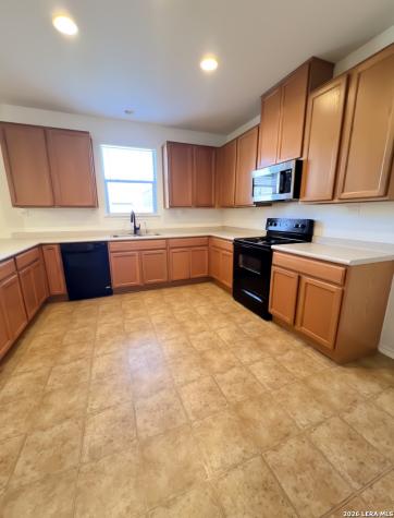 9927 Tampke Falls San Antonio TX 78245