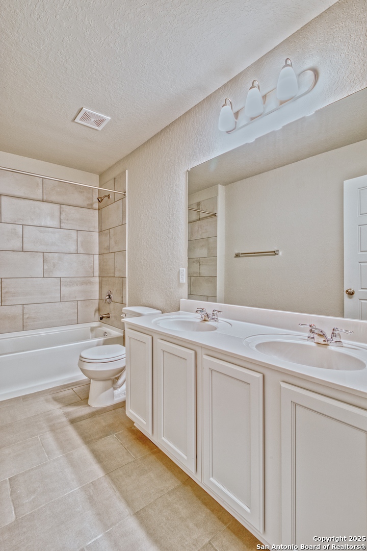 1649 Couser Avenue New Braunfels TX 78132